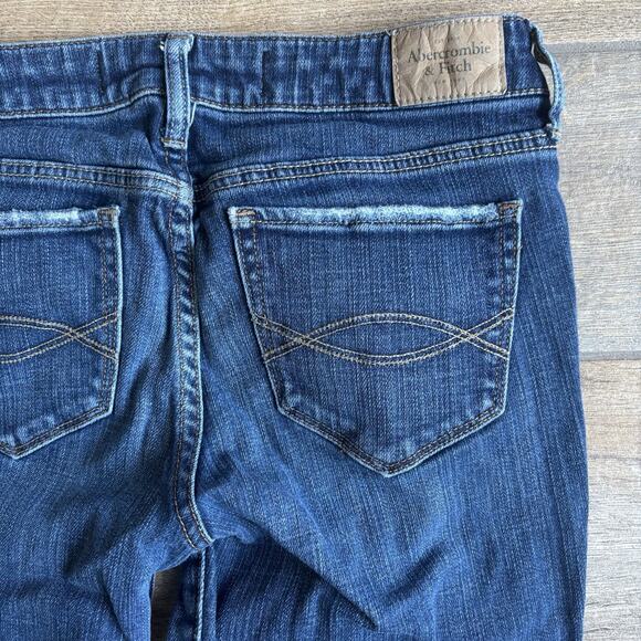 Abercrombie and Fitch Women's Size 6 / 28 Jeans A&F Skinny Raw Edge Capri Crop - Picture 13 of 14